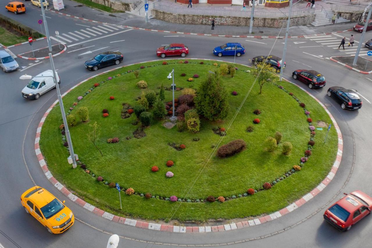 Butterfly Apartment Сибиу Экстерьер фото